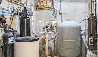 17475 W US Highway 223, Addison, MI 49220