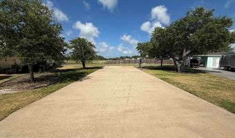 5 Augusta Cir, Aransas Pass, TX 78336