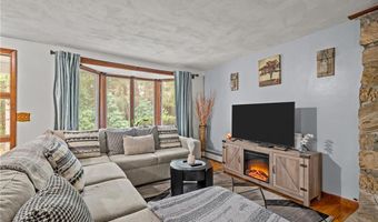 980 Plainfield Pike, Coventry, RI 02827