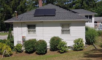 83 Valente Dr, Cranston, RI 02920