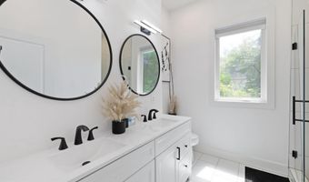 3249 ARUNDEL ON THE BAY Rd, Annapolis, MD 21403