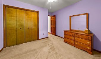 519 Country Club Dr W, Arapahoe, NC 28510