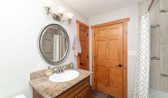 11088 Tahiti St, Bay St. Louis, MS 39520