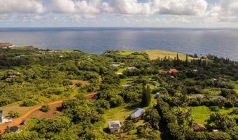 601 N Honokala Rd B, Haiku, HI 96708