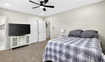 910 MONROE Ter, Dover, DE 19904