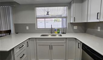 6008 FIREFLY Ln, Apollo Beach, FL 33572