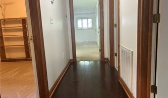 905 Meadow Ln, Anderson, SC 29621