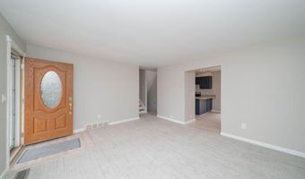 3212 Lockridge Dr, Ann Arbor, MI 48108