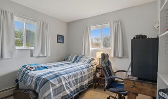 1032 Summer St, Algonac, MI 48001