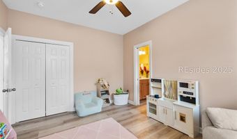 4 Stoney Point Dr, Bluffton, SC 29910