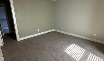 2202 NE Steinbeck Dr, Bentonville, AR 72712