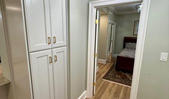 110 ANNAPOLIS St B, Annapolis, MD 21401
