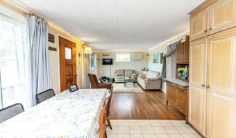 16 Clark Island Rd, Amherst, NH 03031