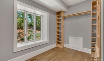 1122 Summit Park Dr, Banner Elk, NC 28604