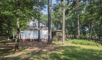 151 Mockingbird Ln, Atmore, AL 36502