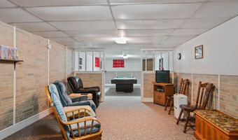 16707 Hwy 57, Aplington, IA 50604