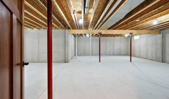 4996 BOXWOOD Ln, Appleton, WI 54913