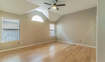 5605 Overland Dr, The Colony, TX 75056