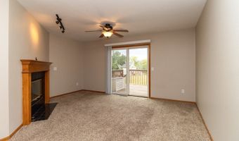 1017 10th Ave NW, Altoona, IA 50009