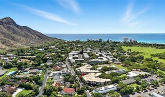 3721 Kanaina Ave 313, Honolulu, HI 96815