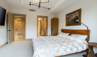 42 Riverfront Ln 105, Avon, CO 81620