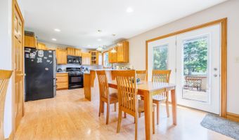 210 Evergreen Dr, Batesville, IN 47006