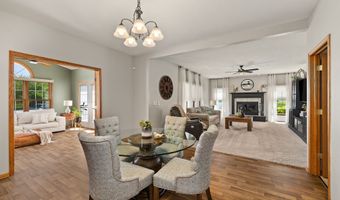 895 Williamsburg Ct, Ashland, OH 44805
