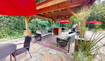 1 Albemarle Ln, Barboursville, WV 25504