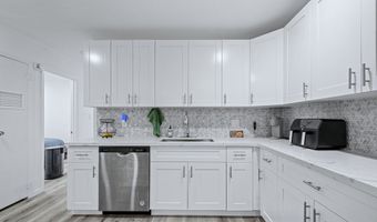 501 Endicott Ln, Albany, GA 31707