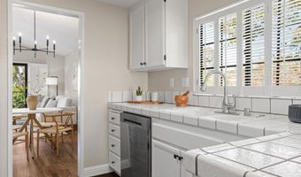 2880 Englewood Way, Carlsbad, CA 92010