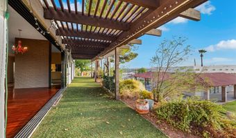6744 Mountridge Dr, Las Vegas, NV 89110