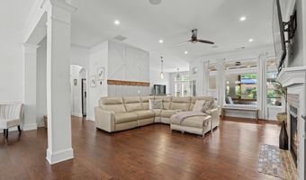 1984 Clovercroft Rd NW, Acworth, GA 30101