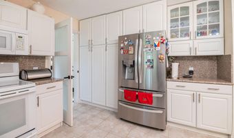 989 McCabe Ave NE, Ada, MI 49301