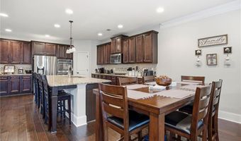 79 Gray Trl, Acworth, GA 30101