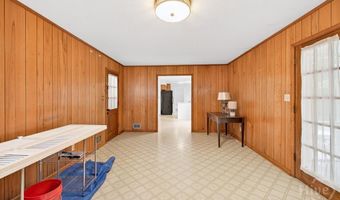 125 Broomsedge Trl, Athens, GA 30606