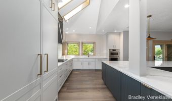 7635 Sandy Hollow Dr SE, Alto, MI 49302