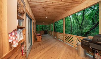 4978 S 11th Rd, Aldrich, MO 65601