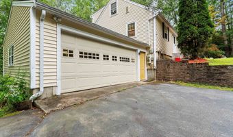 20 Juniper Dr, Amherst, NH 03031