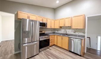 743 Eaglebrooke Dr, Ballwin, MO 63021