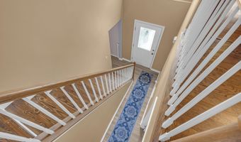 78 Dolphin Cir E, Bayville, NJ 08721
