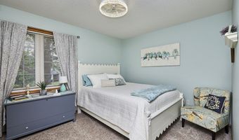 1002 SE 8th St, Ankeny, IA 50021