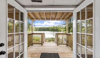 49 Sebbins Pond Dr, Bedford, NH 03110