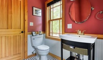 33 Maclean Rd, Alstead, NH 03602