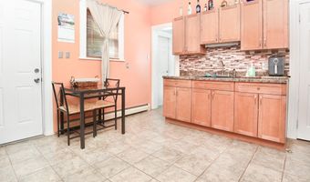 181 Sampson St, Bridgeport, CT 06606