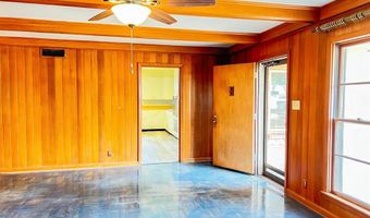 812 S Ash St, Archer City, TX 76351