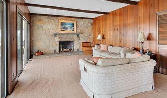 7 Jenckes Ct, Narragansett, RI 02882