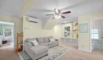 1130 17TH St S, Arlington, VA 22202