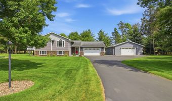 1301 Sandy Ridge Ln, Altoona, WI 54720