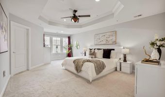44713 PLYMPTON Sq, Ashburn, VA 20147