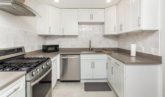 3206 BURGUNDY Rd, Alexandria, VA 22303